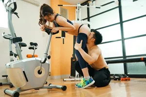 Xin anh xã đi tập gym, người vợ cắm sừng với anh pt