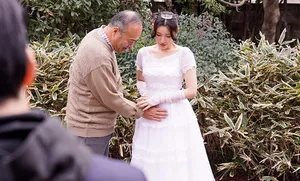 ông chồng quá yếu, cô vợ dù yêu nhưng vẫn thường nện với bố người chồng đến có thai